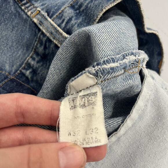 Vintage 90s Levi's 501 Blue Buttonfly Straight Jeans 30x31 - Picture 6 of 7